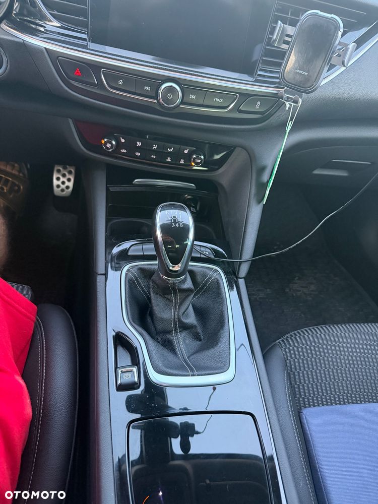 Opel Insignia - 8