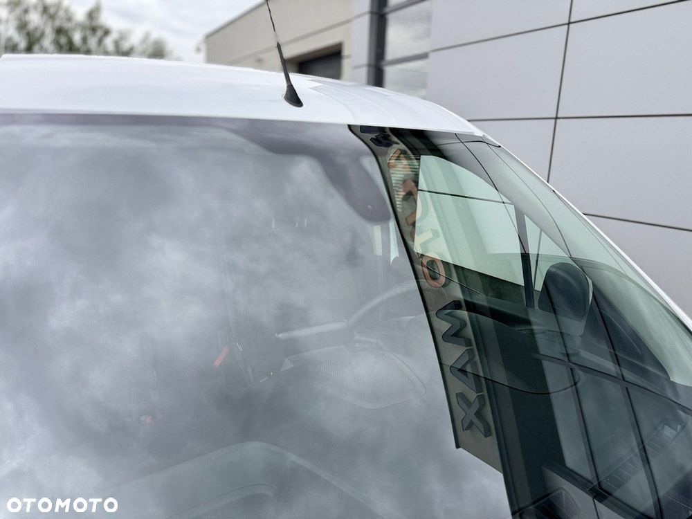 Ford Transit Connect - 9