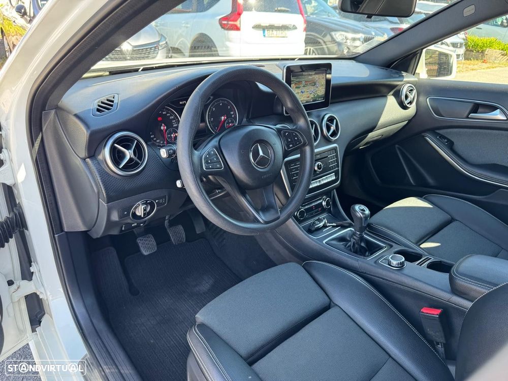 Mercedes-Benz A 180 d Fleet Pack Urban - 8