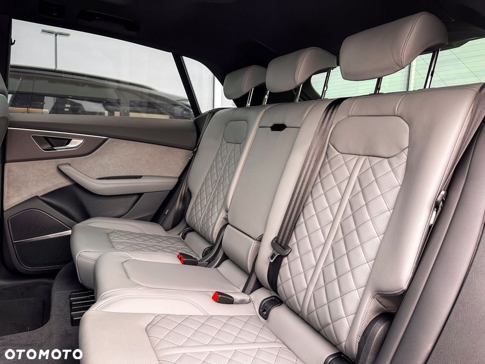 Audi Q8 - 41