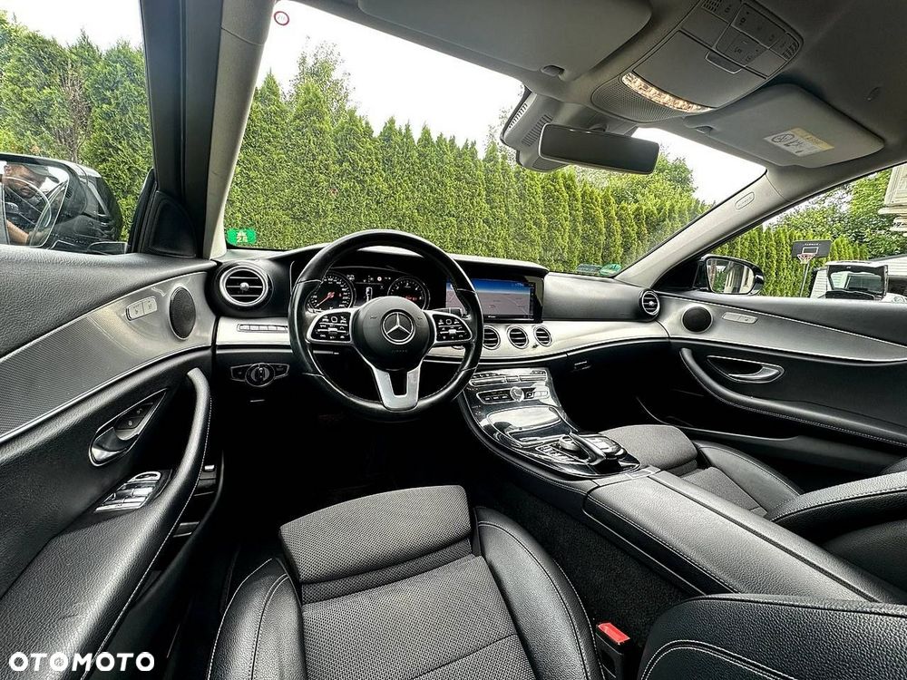 Mercedes-Benz Klasa E 220 d 9G-TRONIC Avantgarde - 20