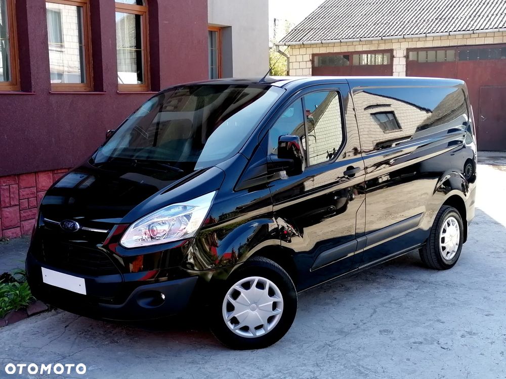 Ford custom - 17