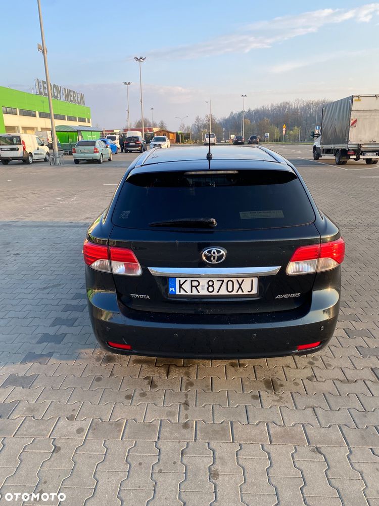 Toyota Avensis 2.0 D-4D Premium - 6