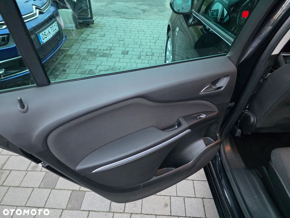 Opel Zafira Tourer 2.0 CDTI Active - 11