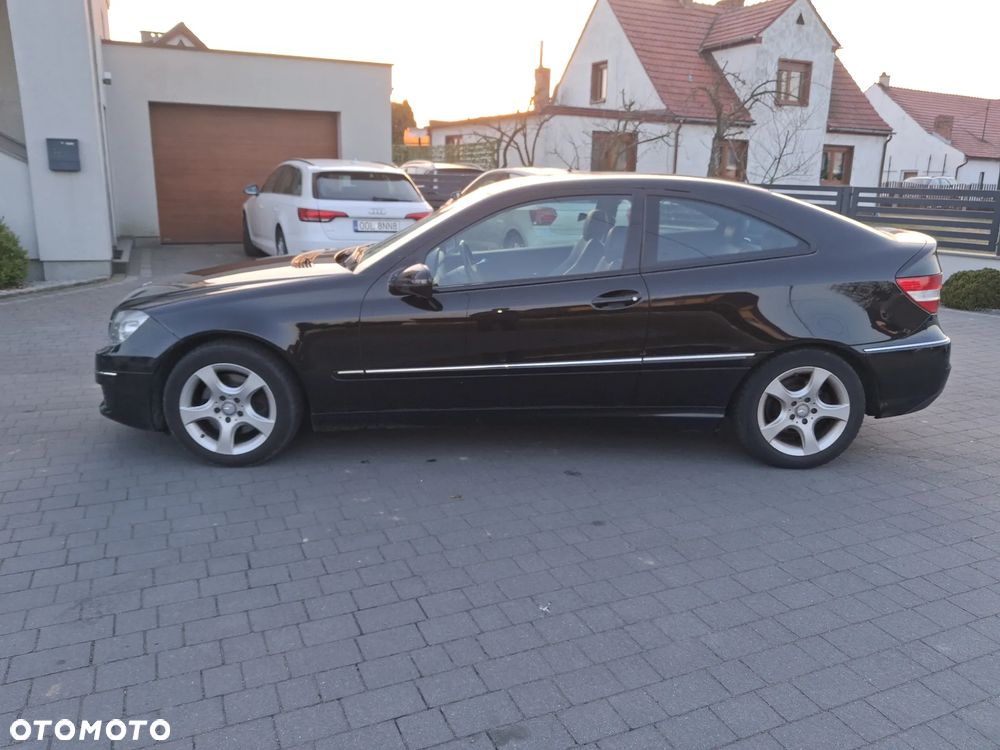Mercedes-Benz CLC 200 Kompressor EU5 - 2