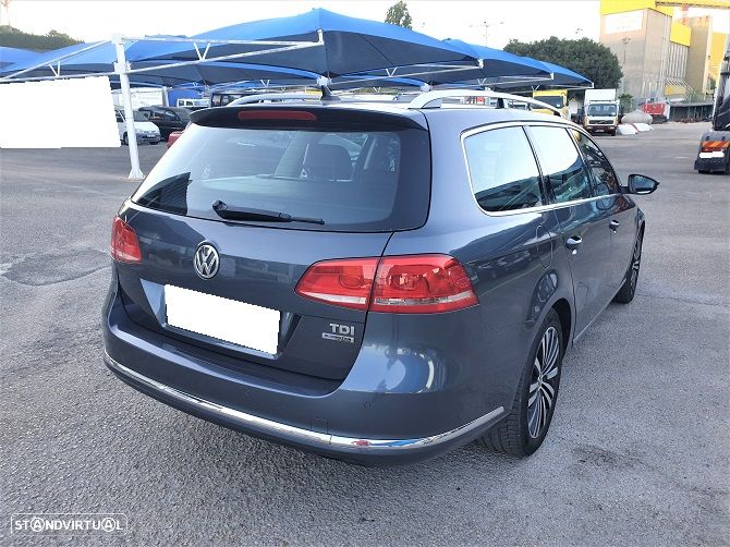 VW Passat Variant 1.6 TDI BlueMotion Highline - 14