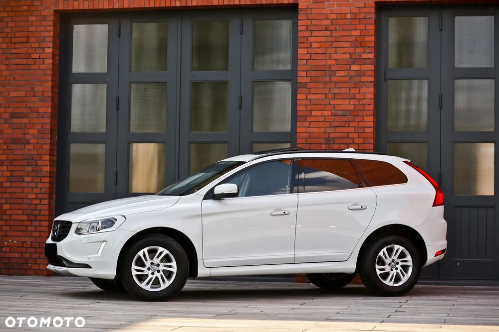 Volvo XC 60 D4 Geartronic Summum - 9