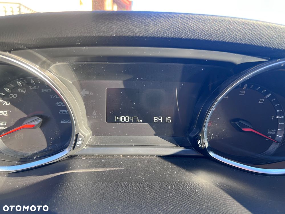 Peugeot 308 1.6 e-HDi Active S&S - 16