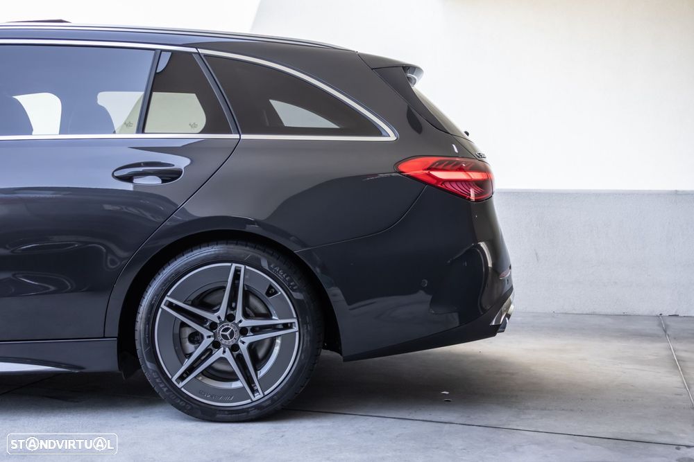 Mercedes-Benz C 300 d AMG Line - 12