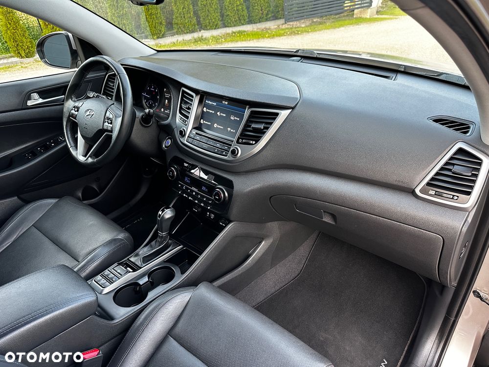 Hyundai Tucson 1.7 CRDI BlueDrive Premium 2WD DCT - 38