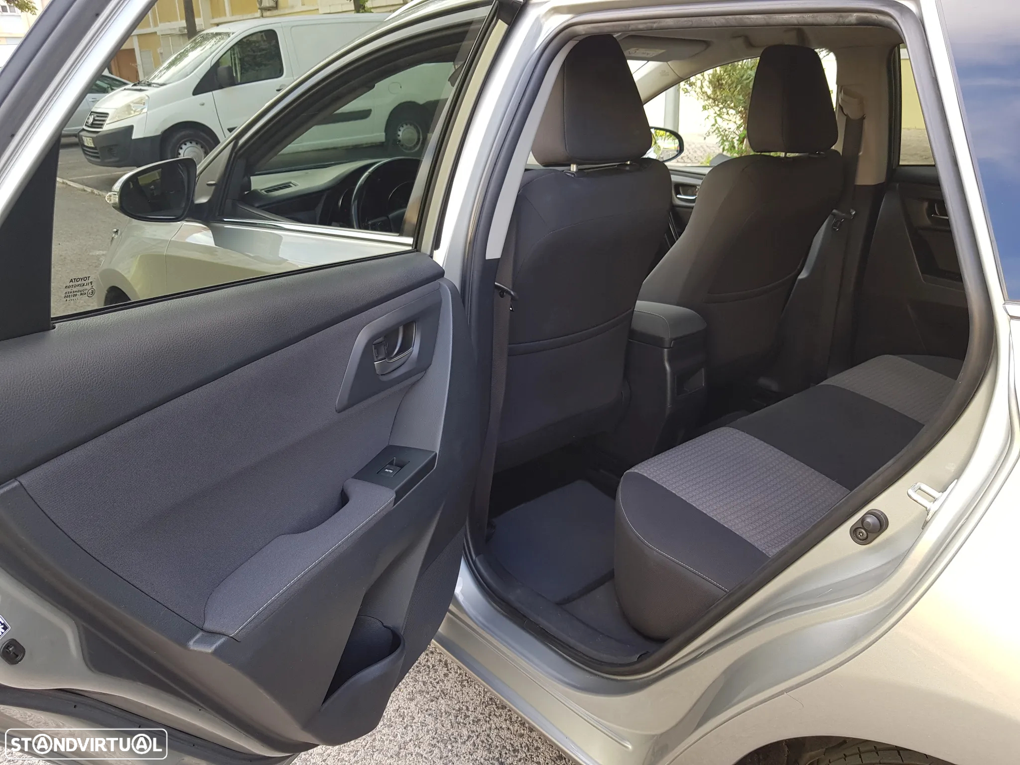 Toyota Auris Touring Sports 1.4 D-4D Comfort+Pack Sport - 25