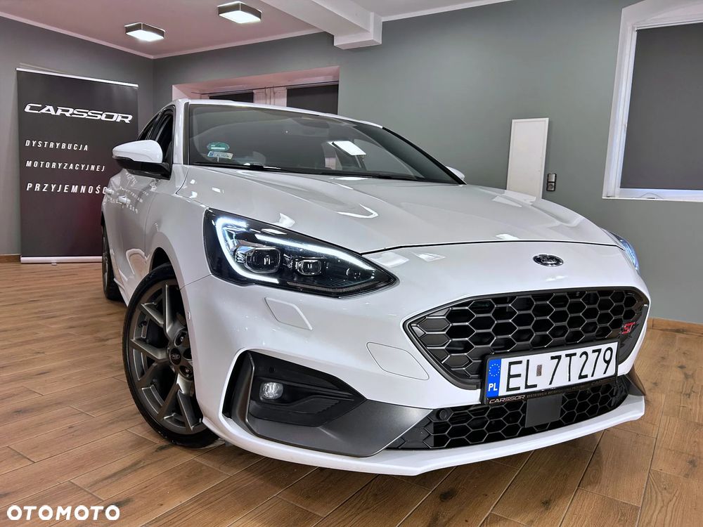 Ford Focus 2.3 EcoBoost ST Edition - 26