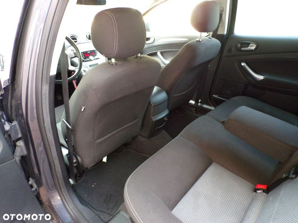 Ford Mondeo - 30