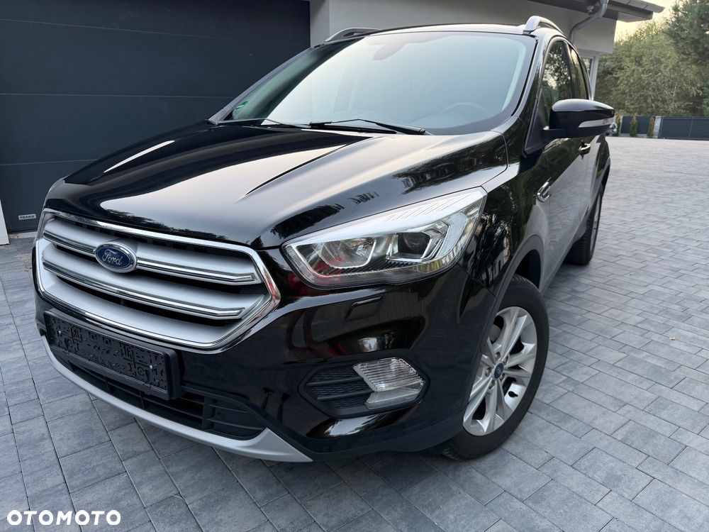 Ford Kuga 1.5 EcoBoost 2x4 Titanium - 4