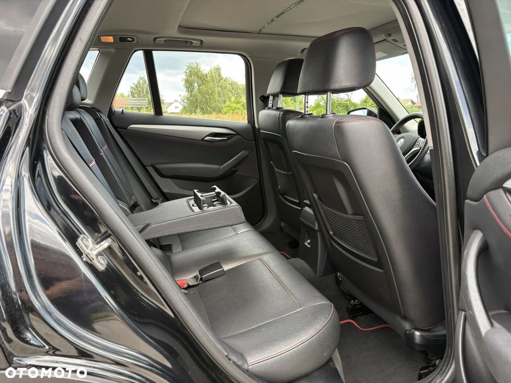 BMW X1 xDrive28i Sport Line - 18