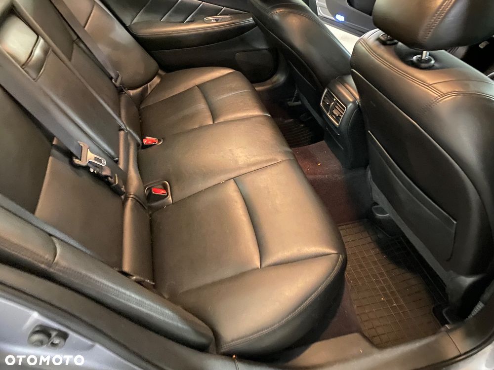 Infiniti Q50 - 19