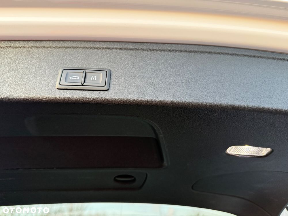 Audi A4 Allroad 2.0 TDI Quattro S tronic - 22