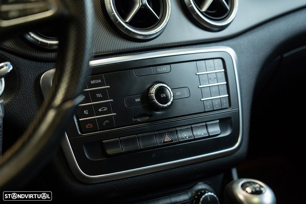 Mercedes-Benz CLA 180 CDI - 32