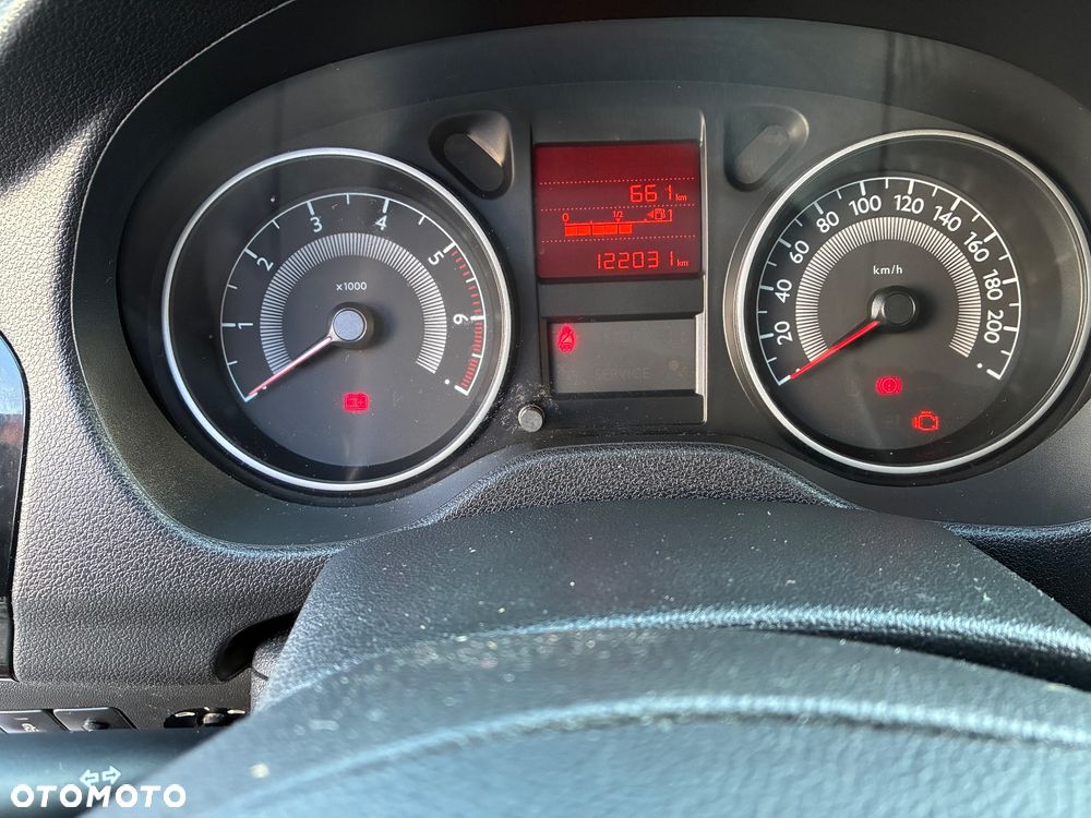 Peugeot 301 1.6 BlueHDi Allure - 6