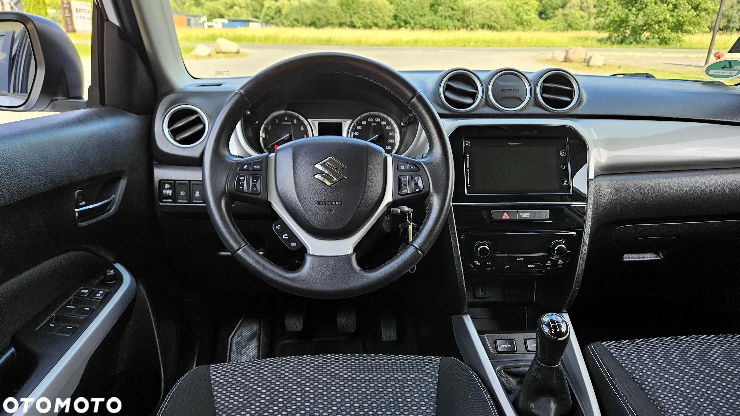 Suzuki Vitara 1.6 (4x4) Allgrip Comfort+ - 21