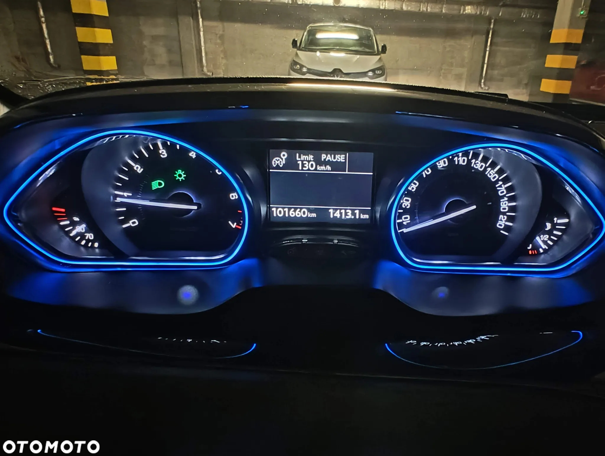 Peugeot 2008 PureTech 130 Allure Pack - 31