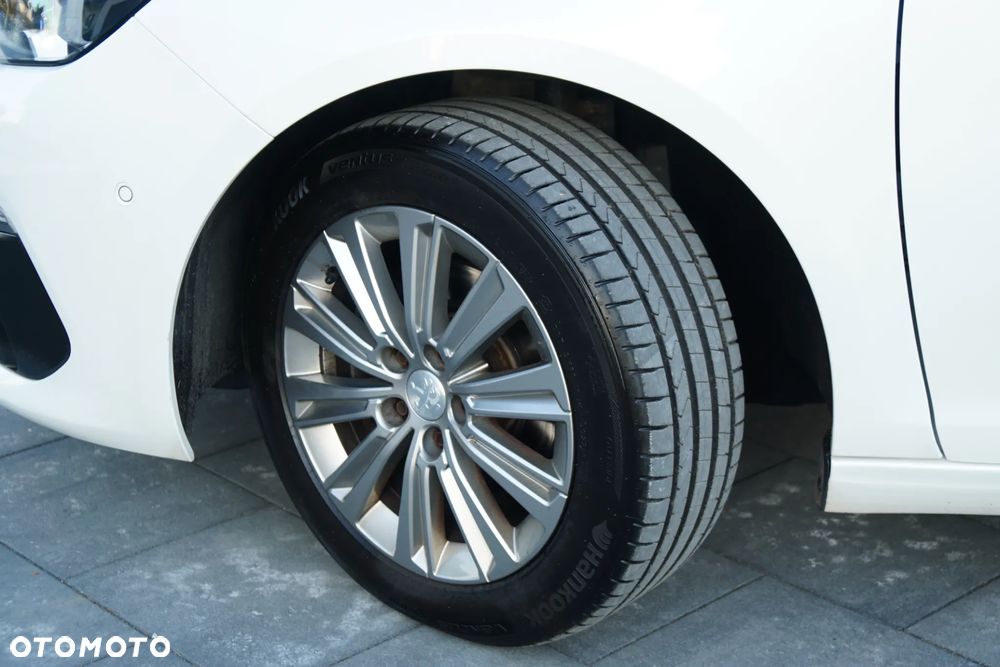 Peugeot 308 BlueHDi 130 Stop & Start Allure Business-Paket - 17