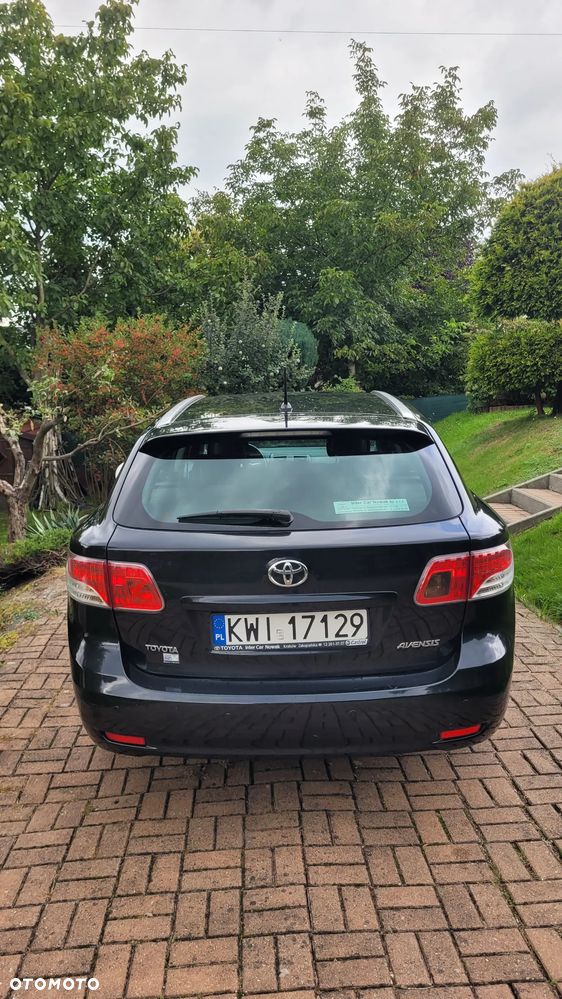 Toyota Avensis 2.0 D-4D Sol - 5
