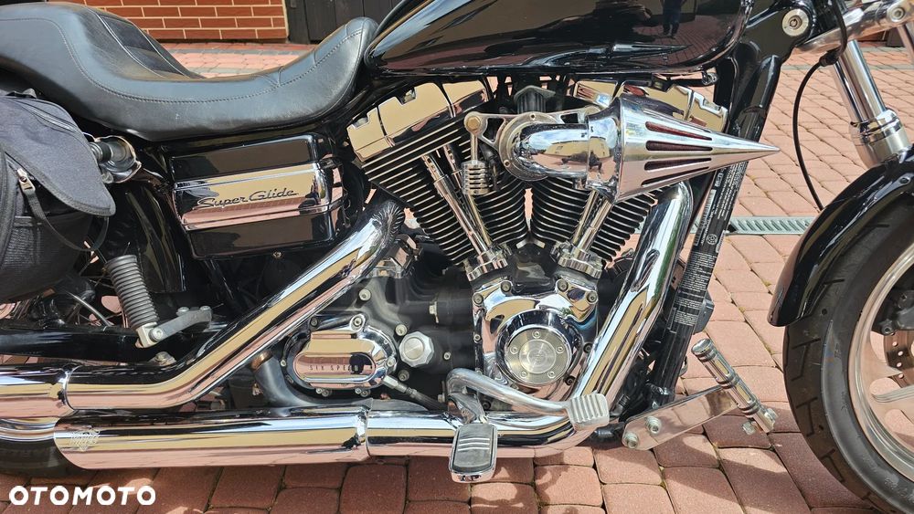 Harley-Davidson Dyna Super Glide - 26