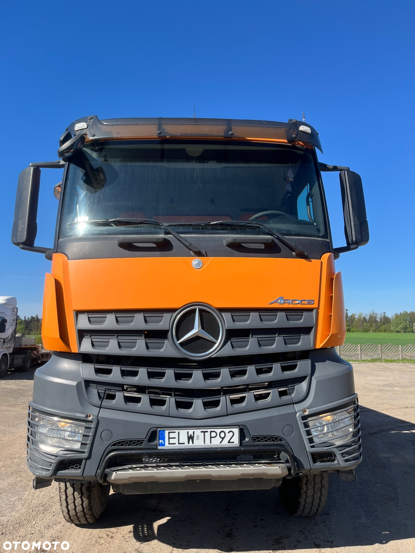 Mercedes-Benz Arocs - 4