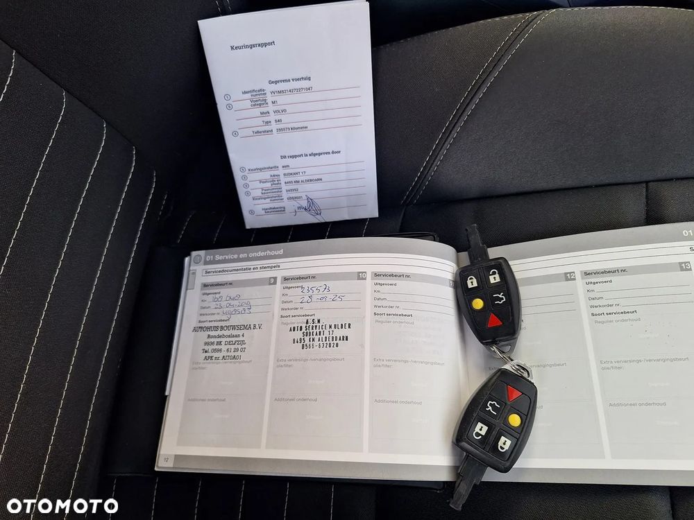 Volvo S40 1.8 Momentum - 26