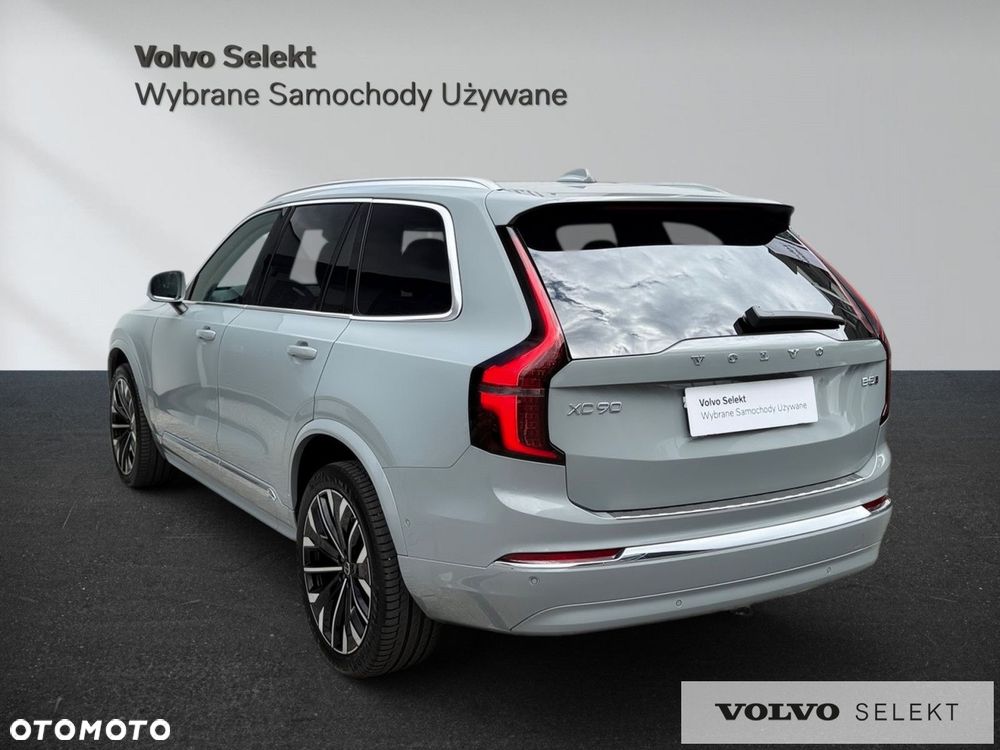 Volvo XC 90 - 8