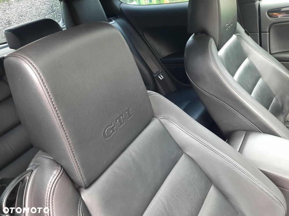 Volkswagen Golf 2.0 TSI GTI - 14