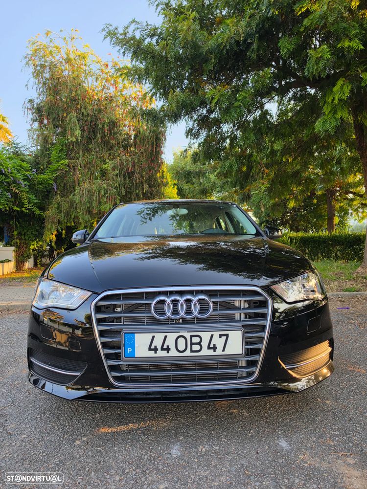 Audi A3 Sportback 1.6 TDI Attraction - 3