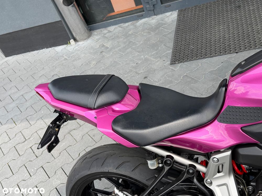 Yamaha MT - 13