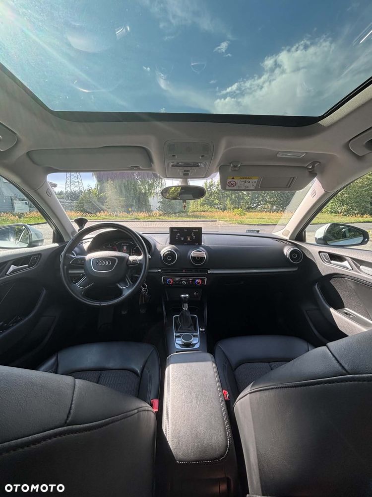 Audi A3 Sportback 2.0 TDI (clean diesel) Ambiente - 9