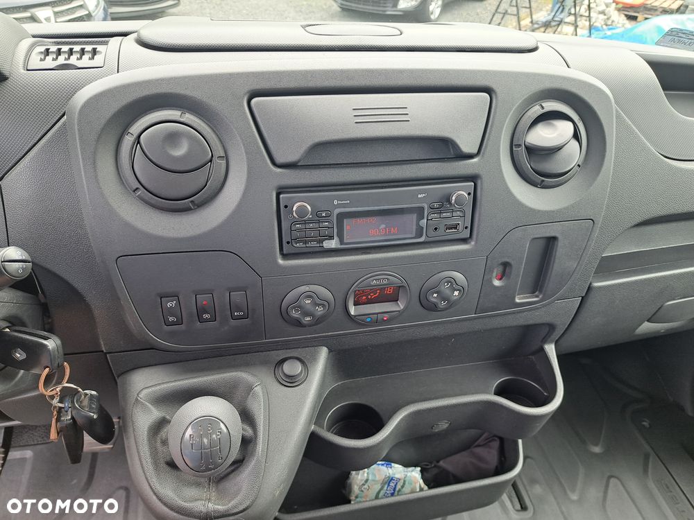Renault Master - 29