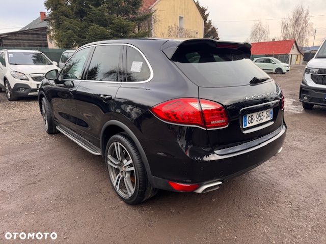Porsche Cayenne Diesel Platinum Edition - 5