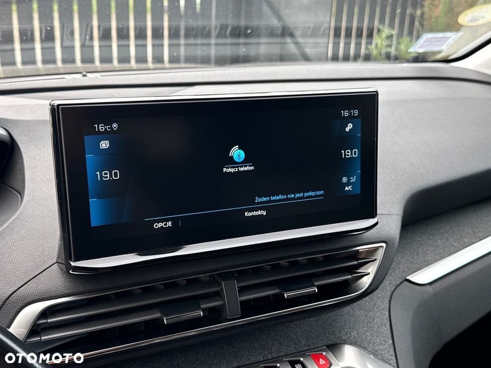 Peugeot 3008 1.5 BlueHDi Allure Pack S&S EAT8 - 33