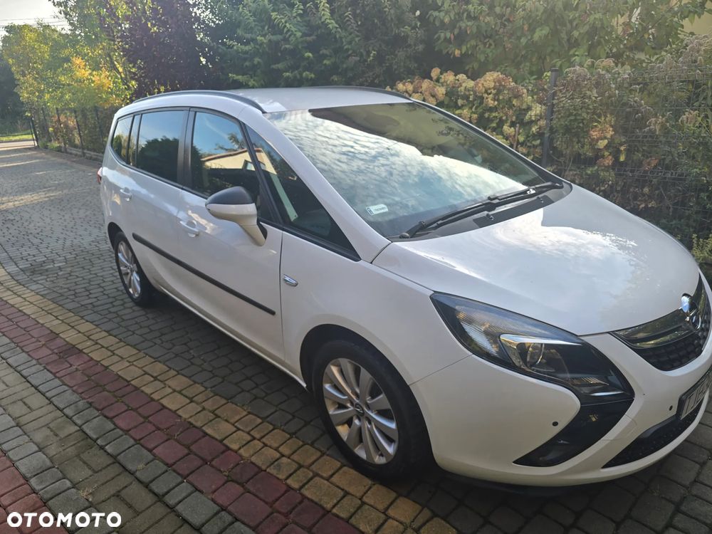 Opel Zafira - 18