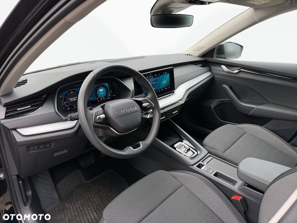 Skoda Octavia 1.5 TSI mHEV Selection DSG - 11