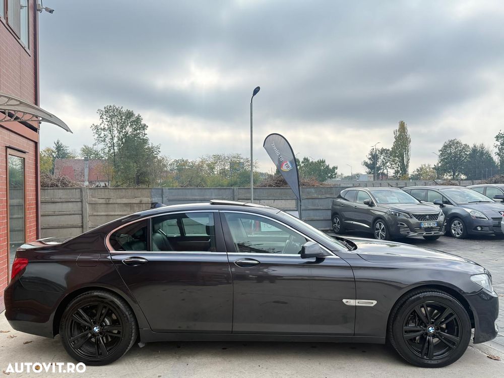 BMW Seria 7 - 24