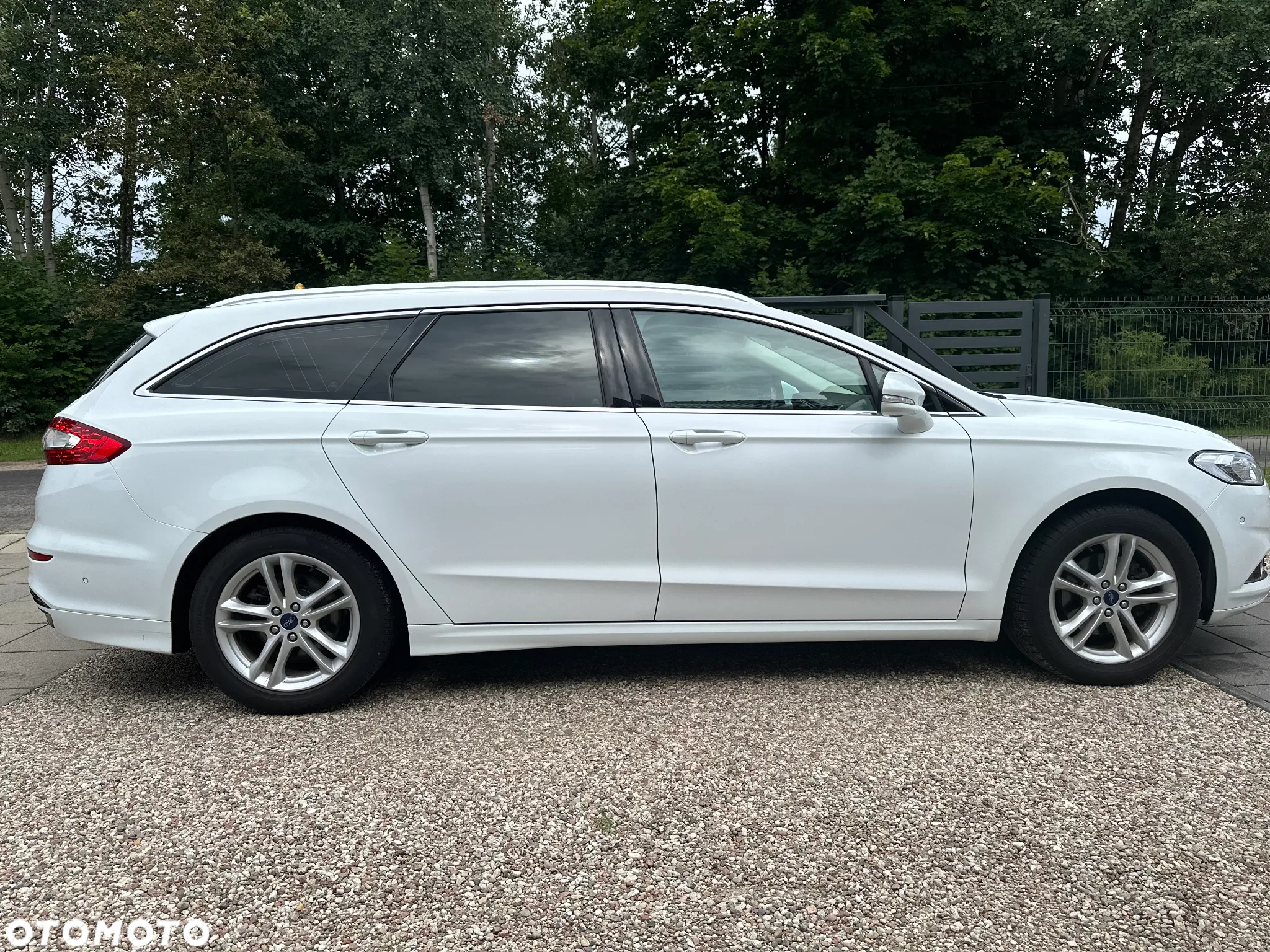 Ford Mondeo 2.0 TDCi Titanium PowerShift - 13