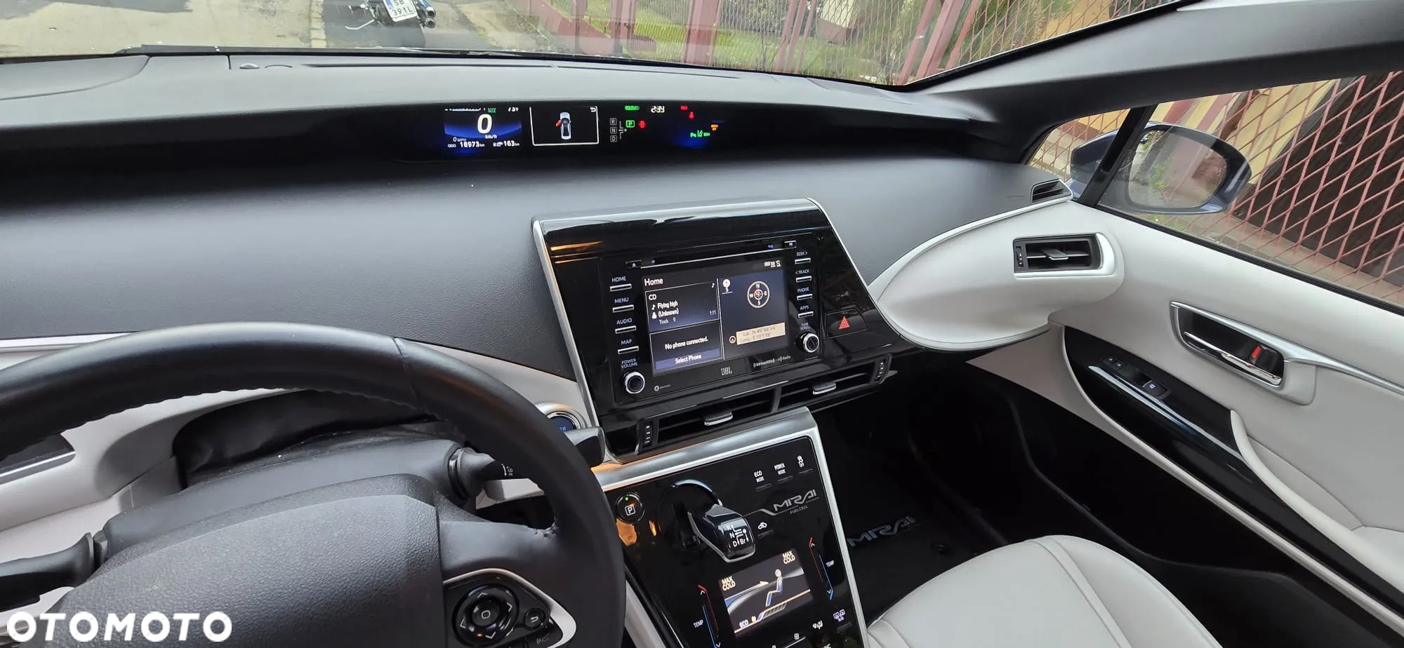 Toyota Mirai Standard - 32