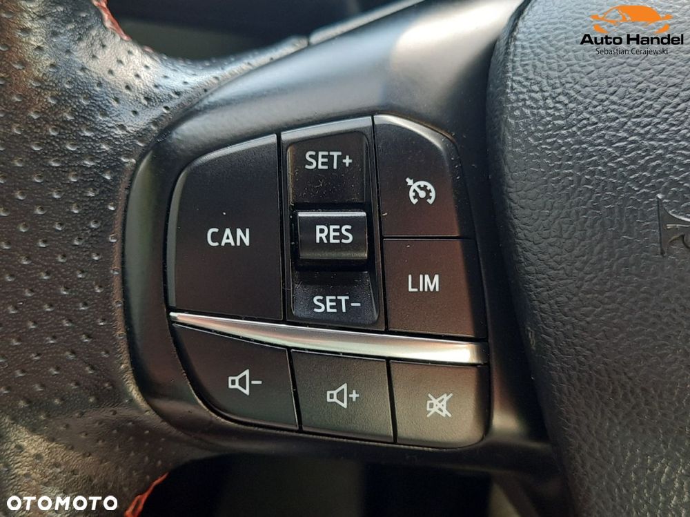 Ford Focus 1.0 EcoBoost Start-Stopp-System ST-LINE - 27