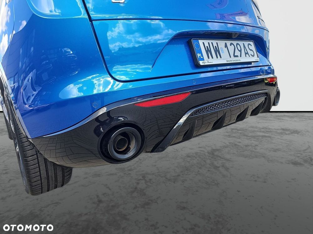 Alfa Romeo Stelvio 2.0 Turbo Veloce Q4 - 12
