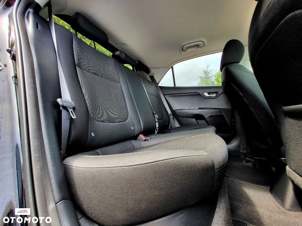 Kia Rio - 8