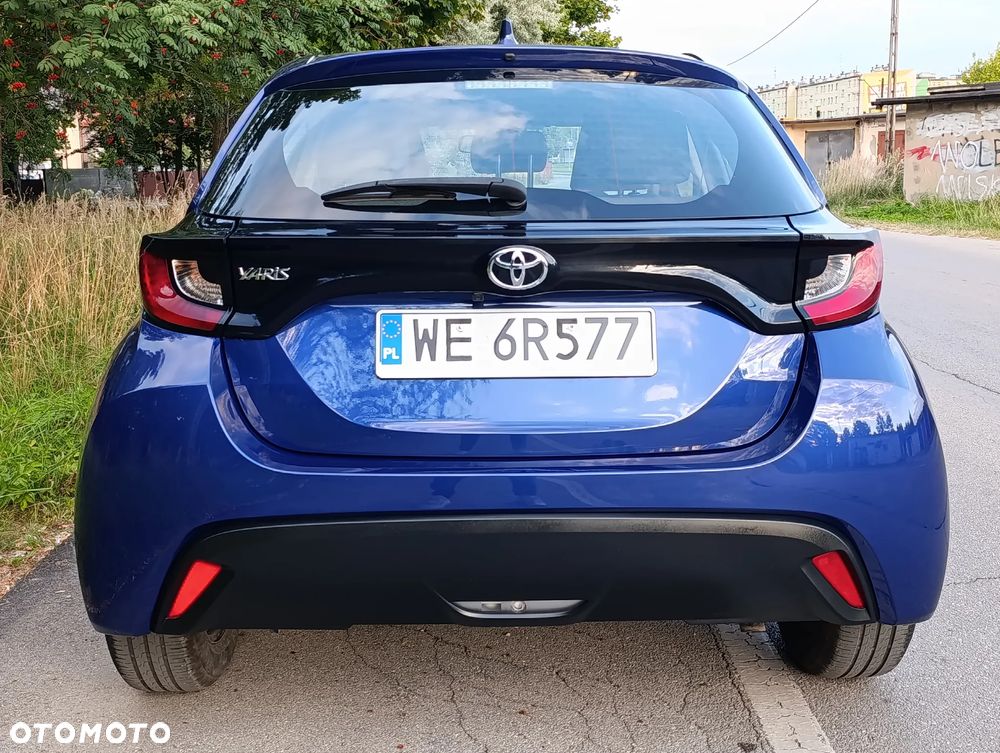 Toyota Yaris 1.5 Comfort - 25