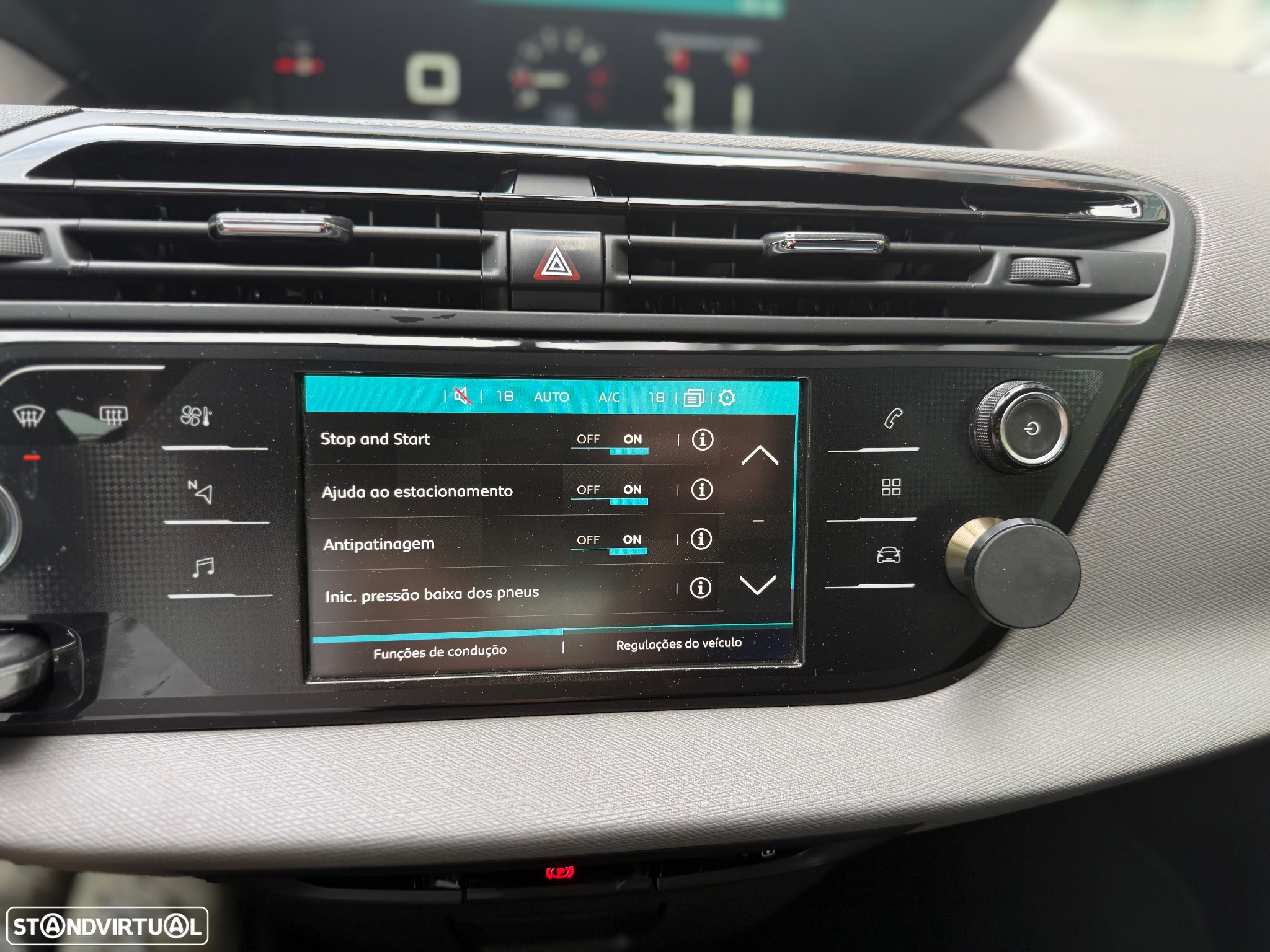 Citroën C4 Grand Picasso 1.6 e-HDi Exclusive - 17