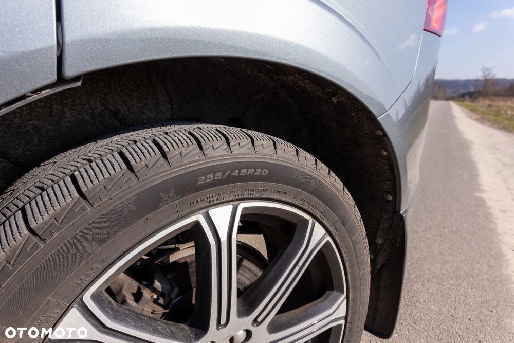 Volvo XC 60 D4 AWD Inscription - 25