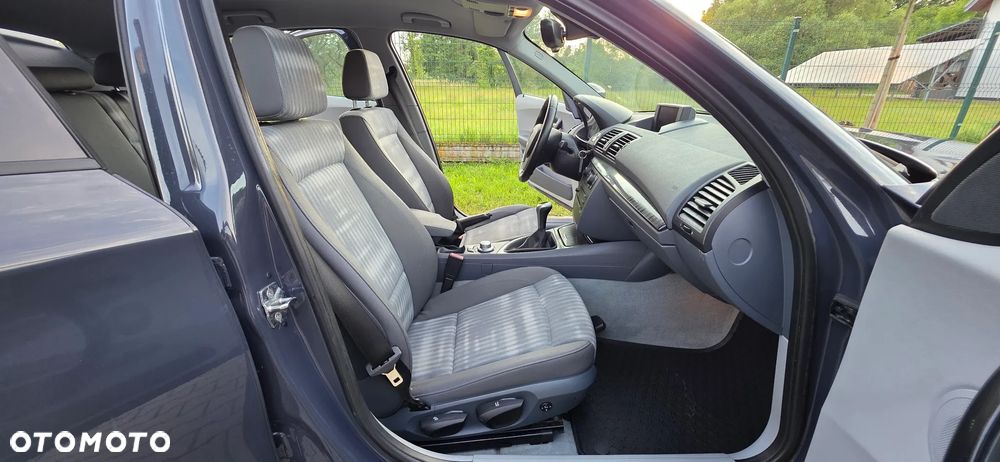 BMW Seria 1 118d DPF - 17